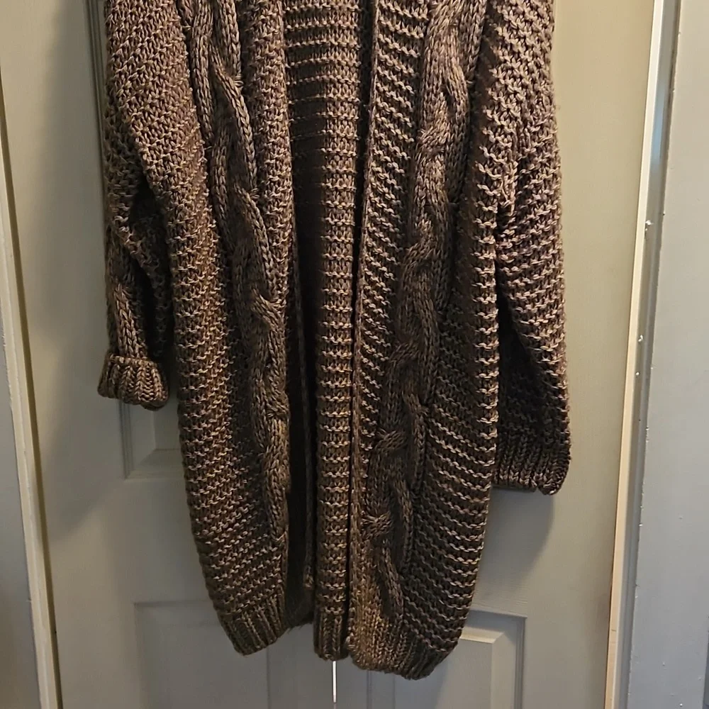 Cardigan SOLD SOLD - Picture 2 of 8